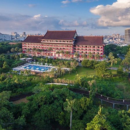 The Grand Hotel Kaohsiung Exterior photo