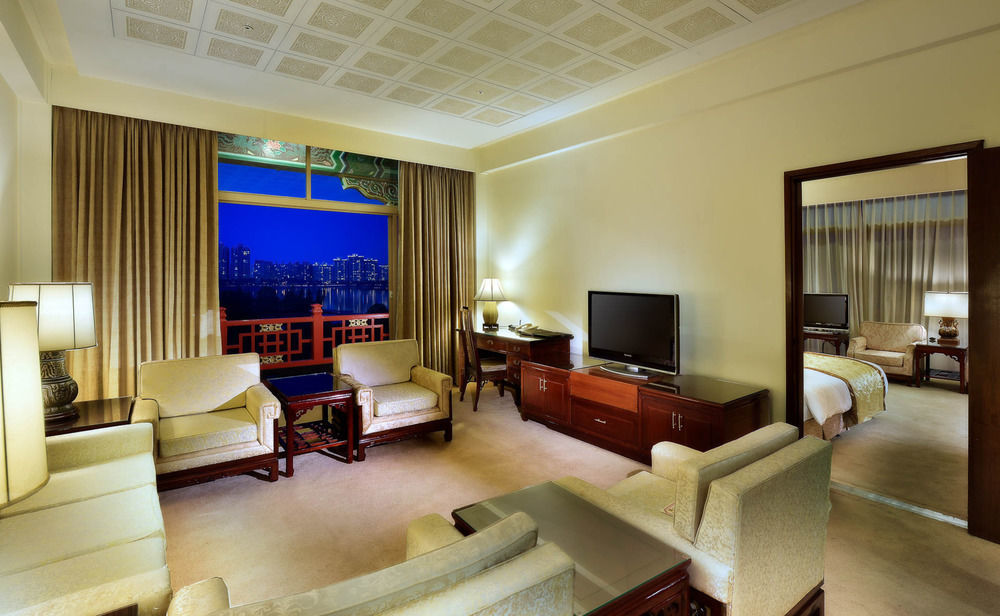 The Grand Hotel Kaohsiung Exterior photo