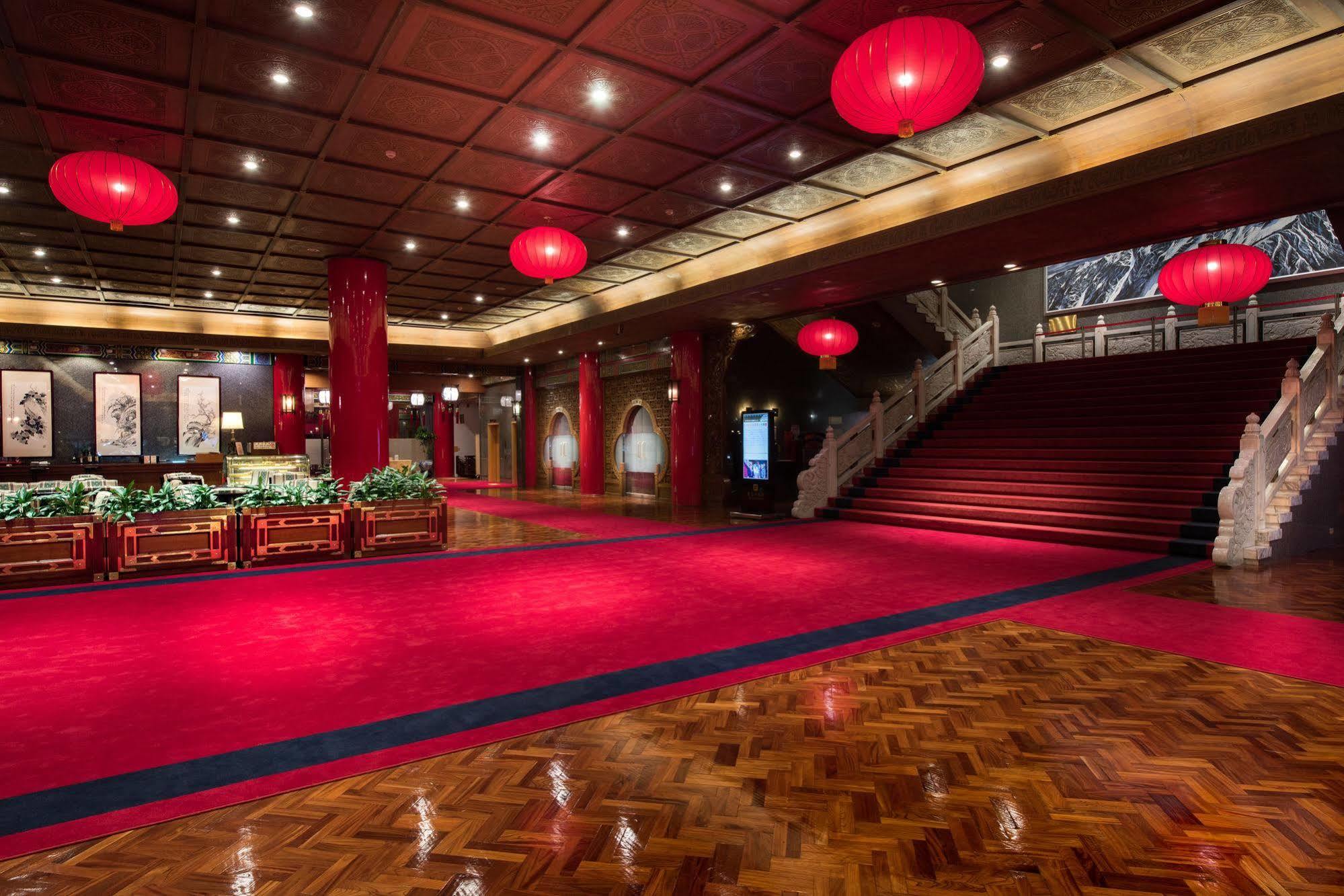 The Grand Hotel Kaohsiung Exterior photo
