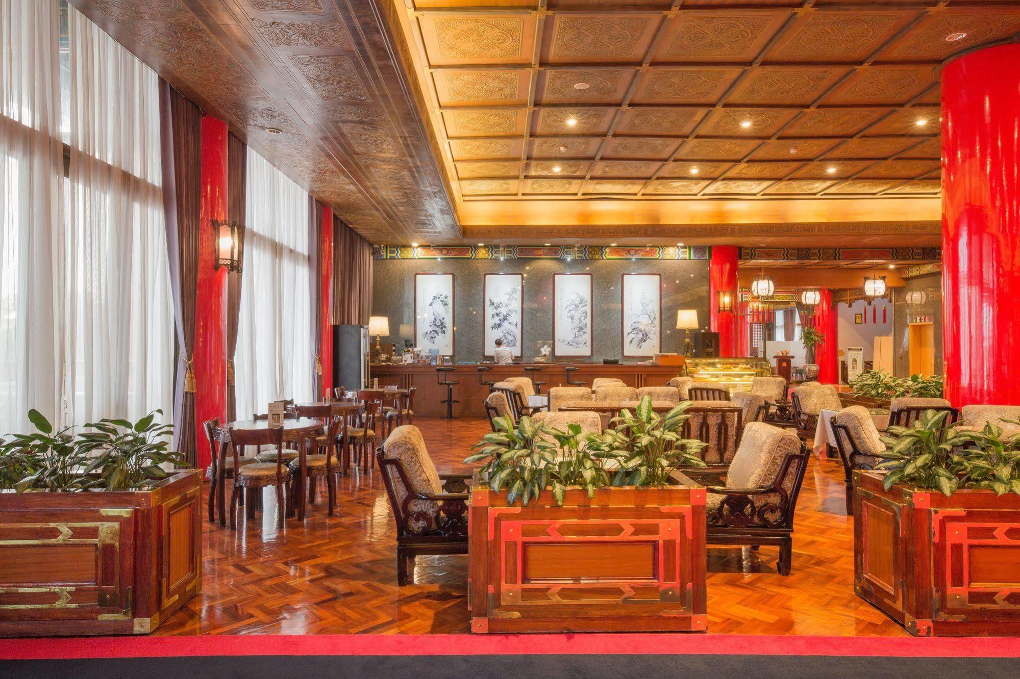 The Grand Hotel Kaohsiung Exterior photo